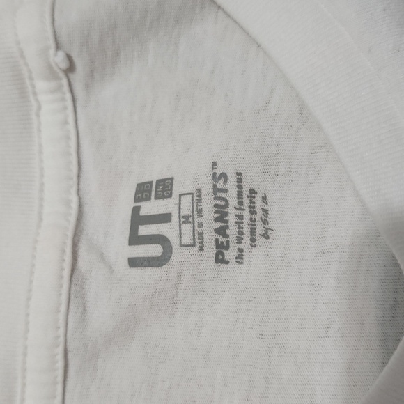 UNIQLO Peanuts Schulz tshirt size medium - Picture 2 of 7
